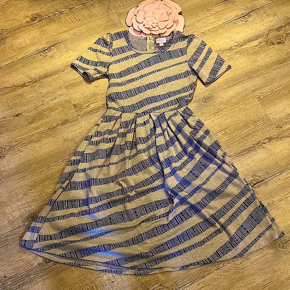 LULAROE AMEILA DRESS XS